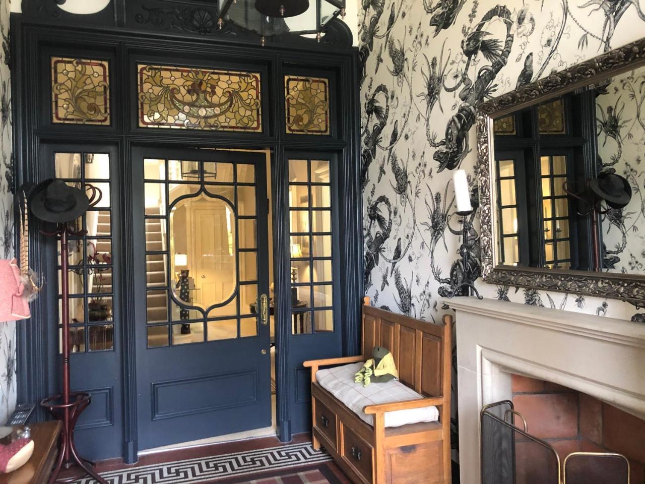 Claremont House Couette-café 5*